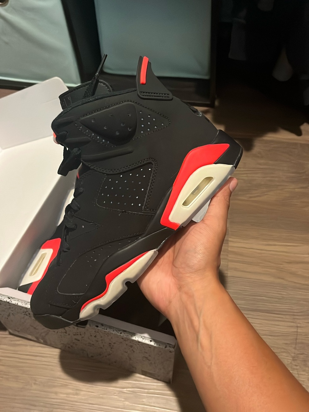 Jordan Retro 6 Infrared - Picture 5 of 5